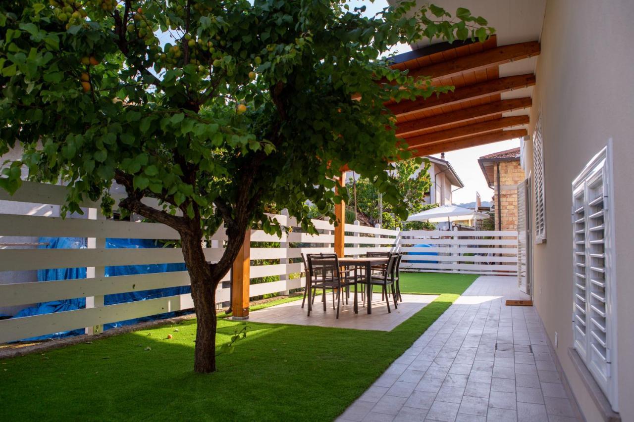 Aria Di Sale Bed and Breakfast Martinsicuro Buitenkant foto