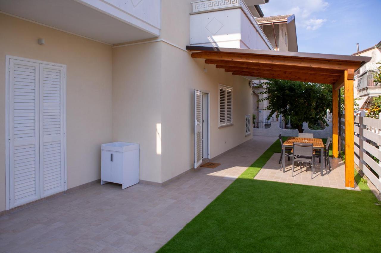 Aria Di Sale Bed and Breakfast Martinsicuro Buitenkant foto